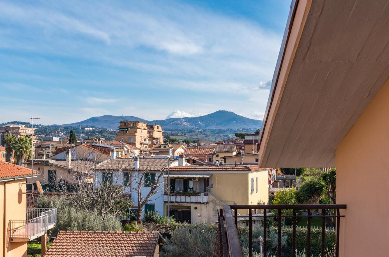 Travelershome Ciampino&Morena Guesthouse ローマ エクステリア 写真