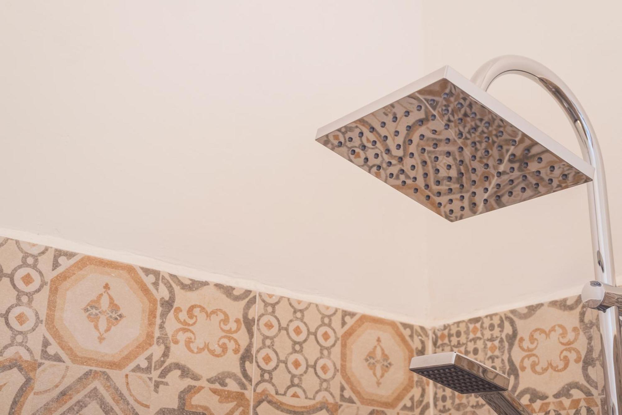 Travelershome Ciampino&Morena Guesthouse ローマ エクステリア 写真