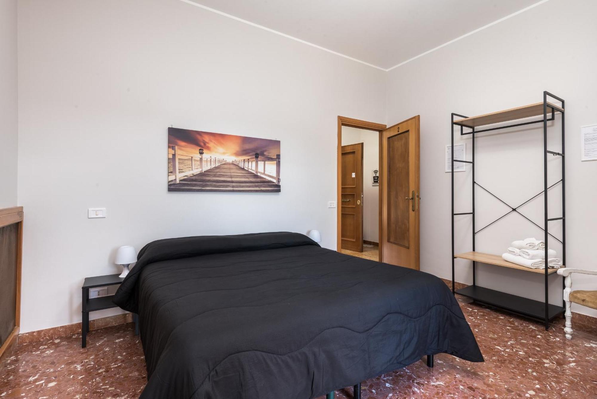 Travelershome Ciampino&Morena Guesthouse ローマ エクステリア 写真