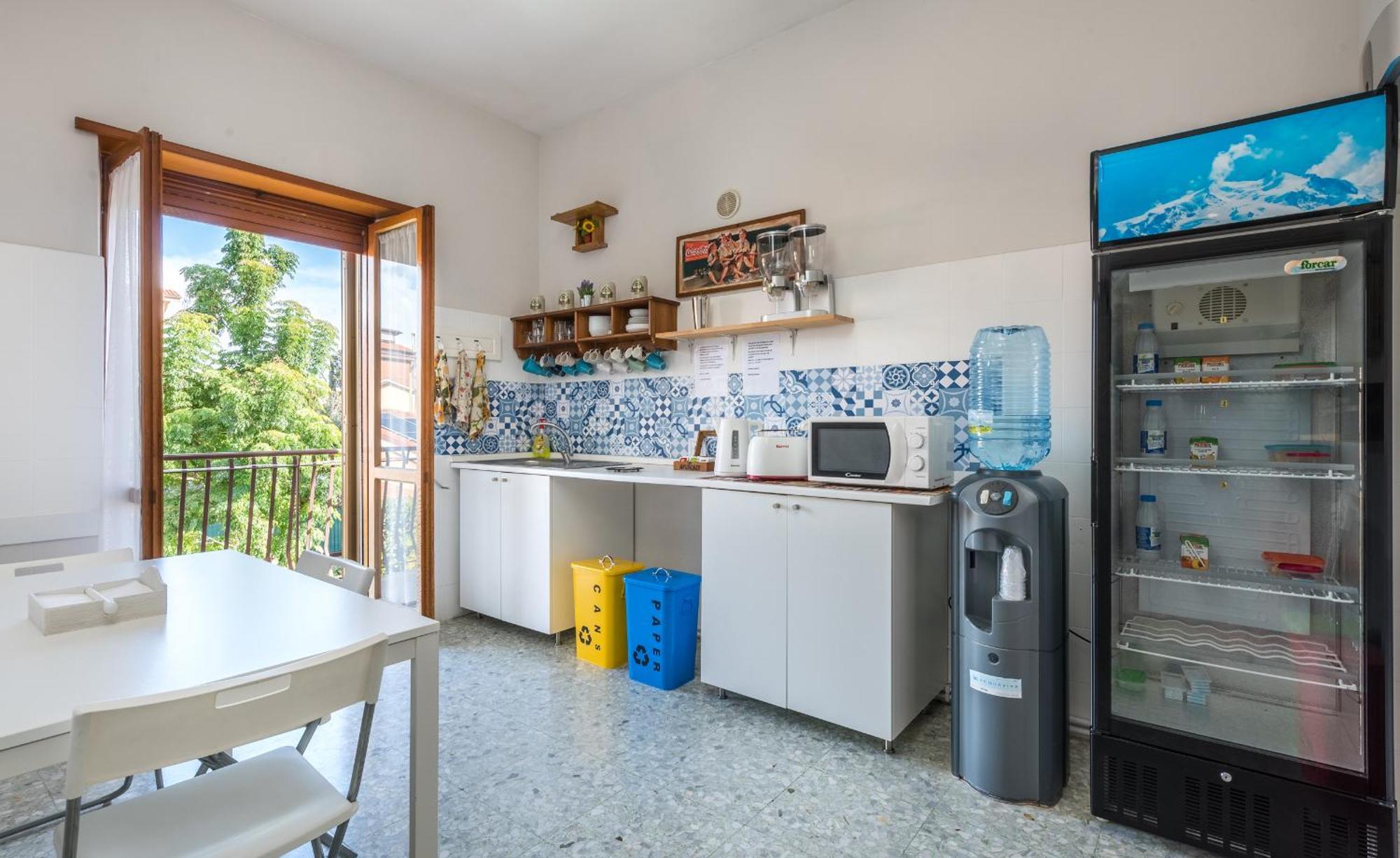 Travelershome Ciampino&Morena Guesthouse ローマ エクステリア 写真