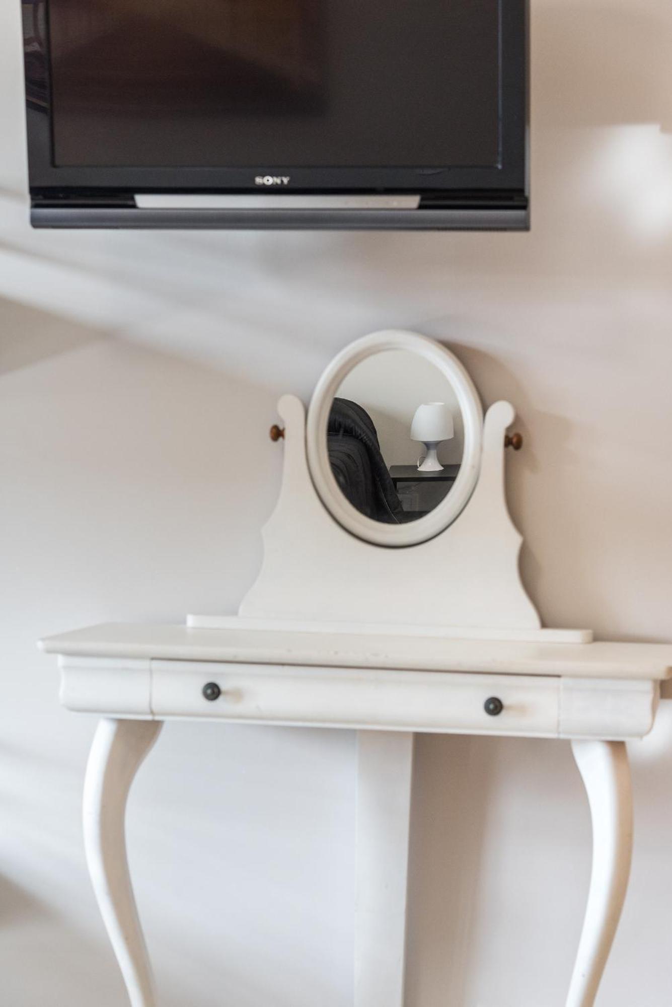 Travelershome Ciampino&Morena Guesthouse ローマ エクステリア 写真