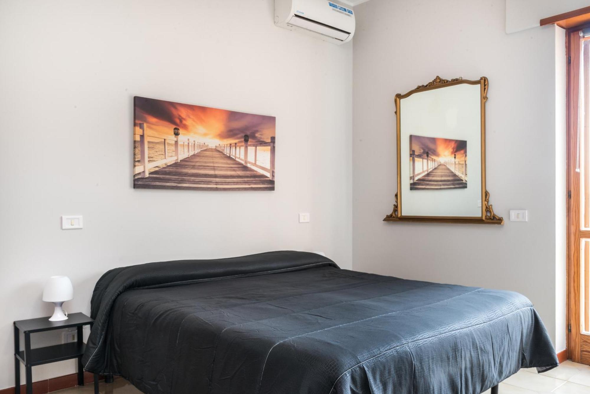 Travelershome Ciampino&Morena Guesthouse ローマ エクステリア 写真