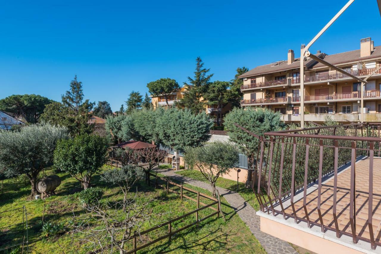 Travelershome Ciampino&Morena Guesthouse ローマ エクステリア 写真